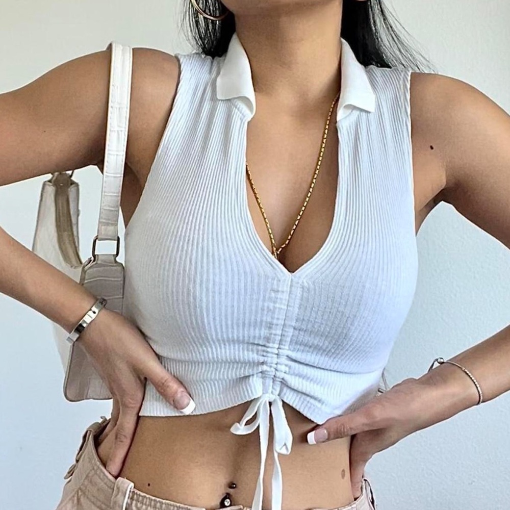 Zara White Ribbed V-Neck Crop Top